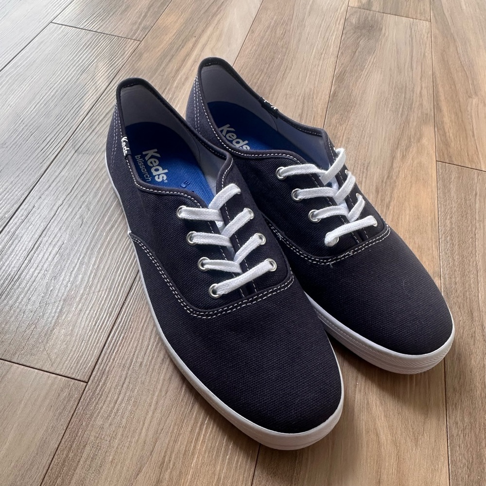 Keds Navy Canvas Lace-Up Sneakers with Blissarch support with White Laces